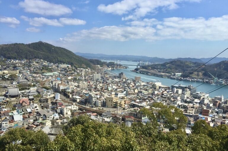 瀬戸内市街並み03_s