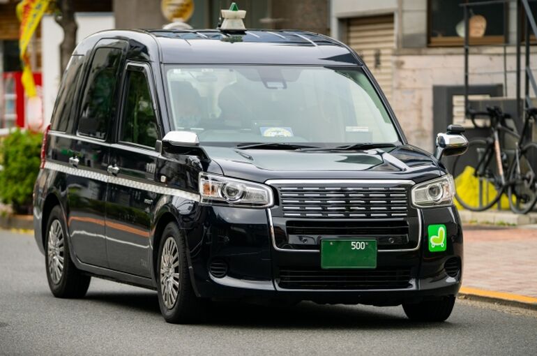 タクシー84_s